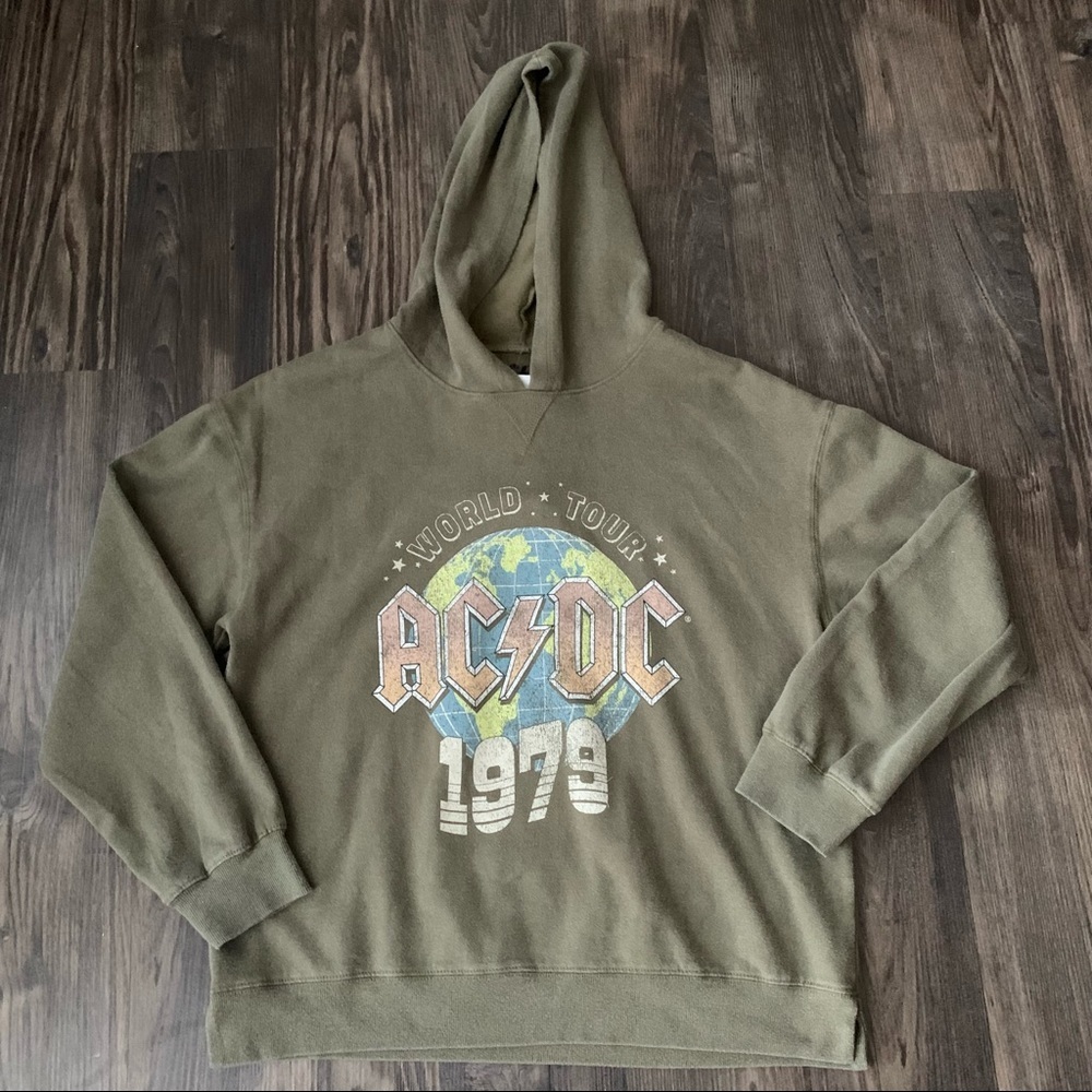 AC/DC NWT Sweater Hoodie 1979 World Tour - Picture 1 of 16